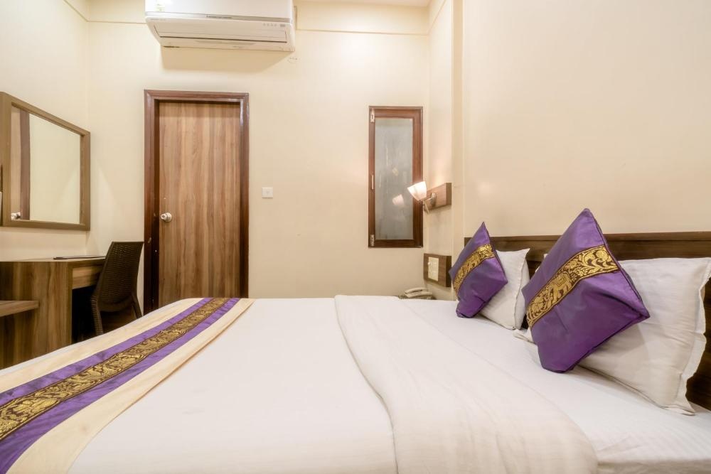 Room image 5