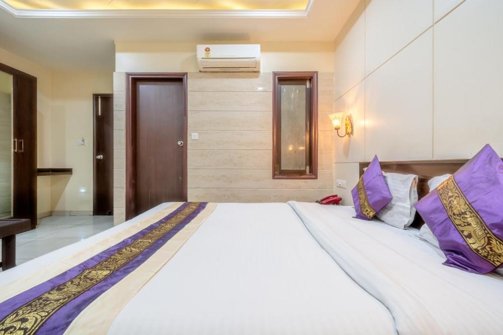 Room image 5